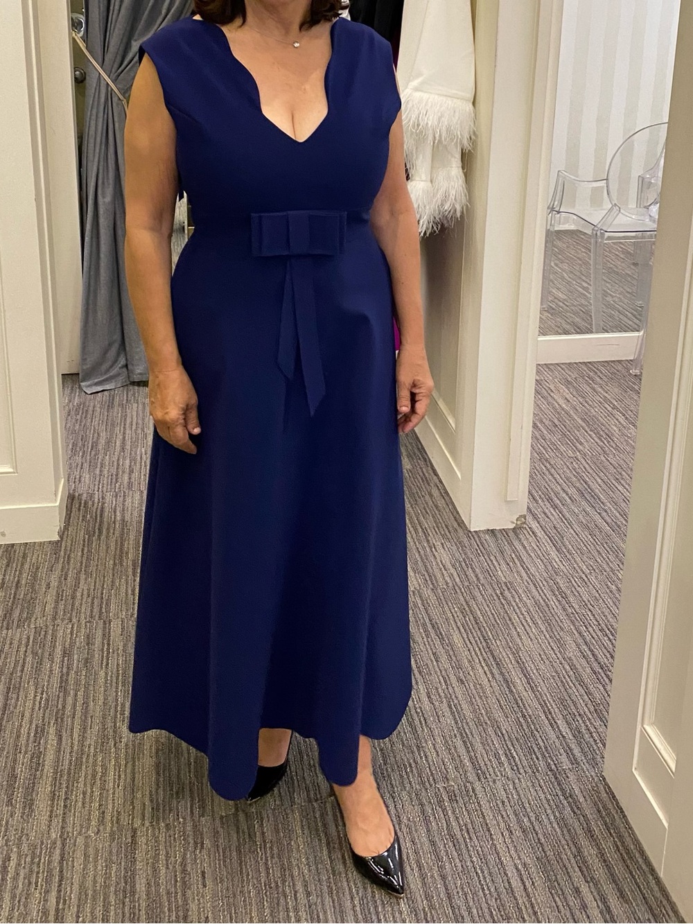 Greta Constantine Patchoulli, Elegant Navy Scalloped V-Neck Midi Dress with bow